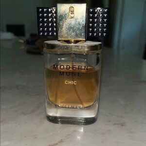 Estee Lauder Modern Muse Chic Eau De  Parfume